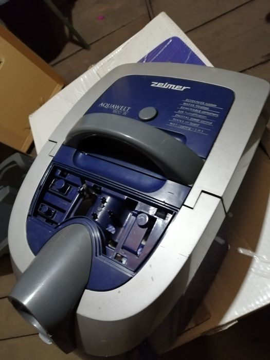 верхня частина корпуса пилососа zelmer zvc 752 sp