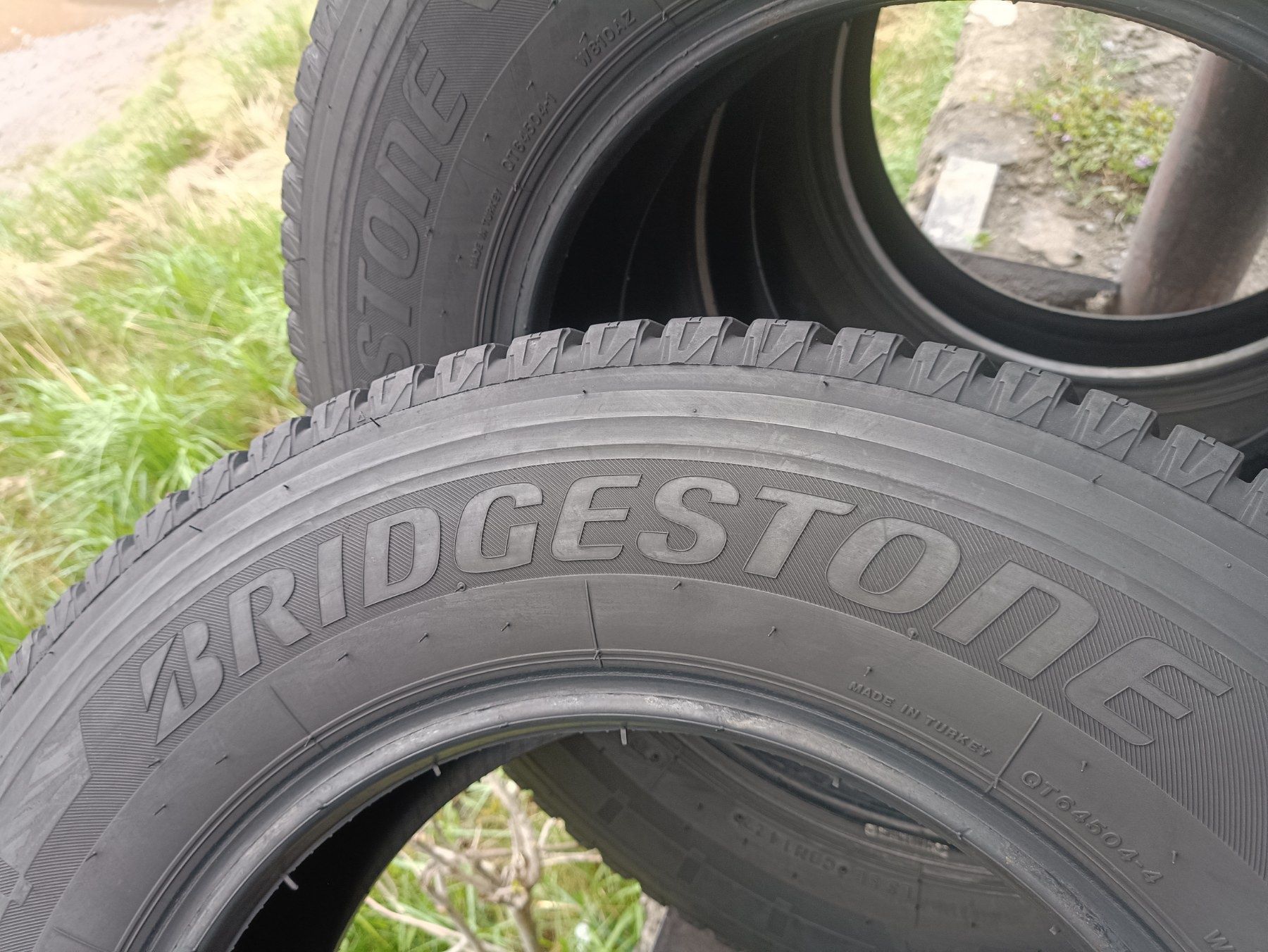 Шини Bridgestone 205/75 R16C резина цешка Р16 С