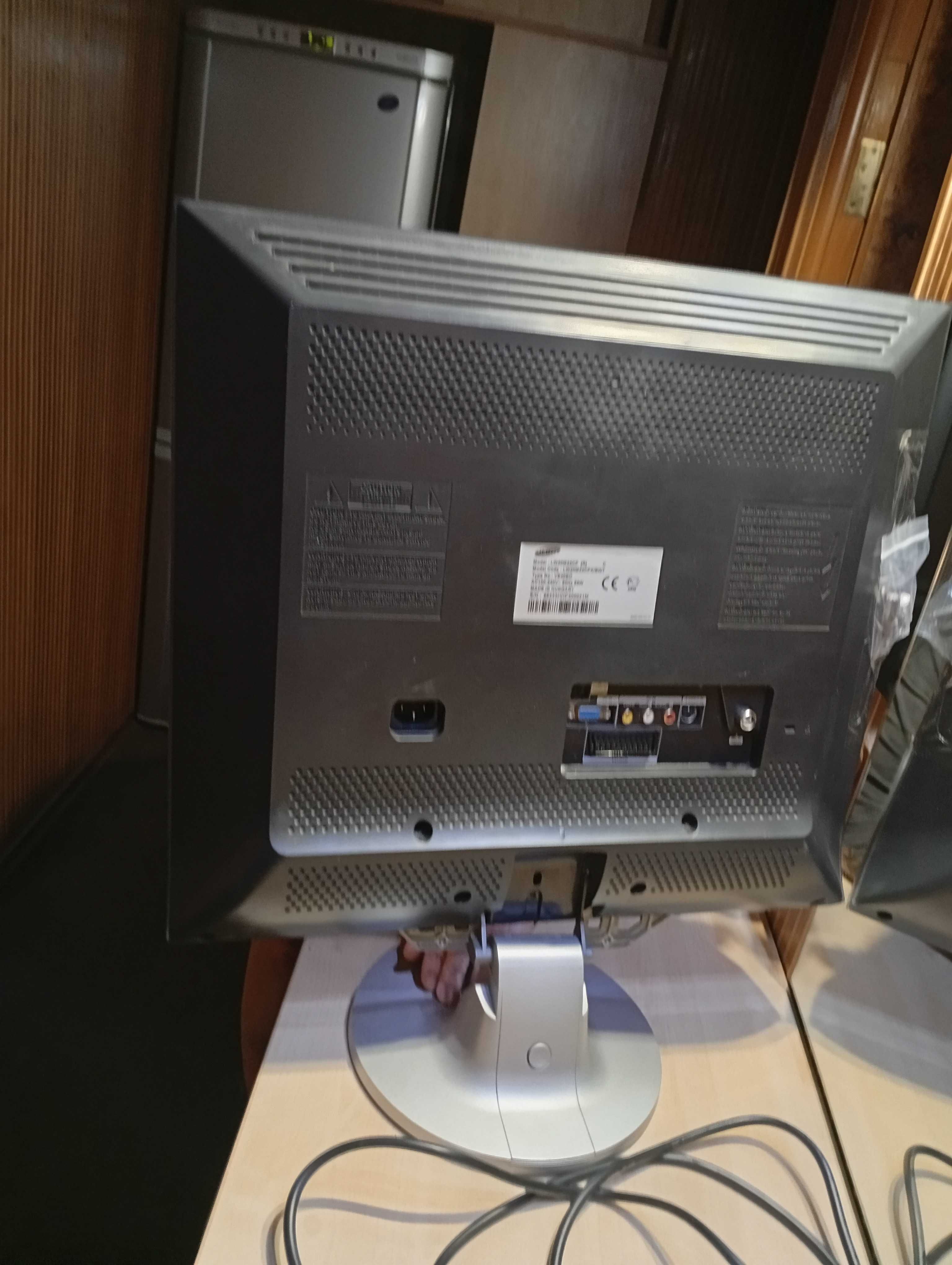 Телевизор Samsung LW-20M22CP