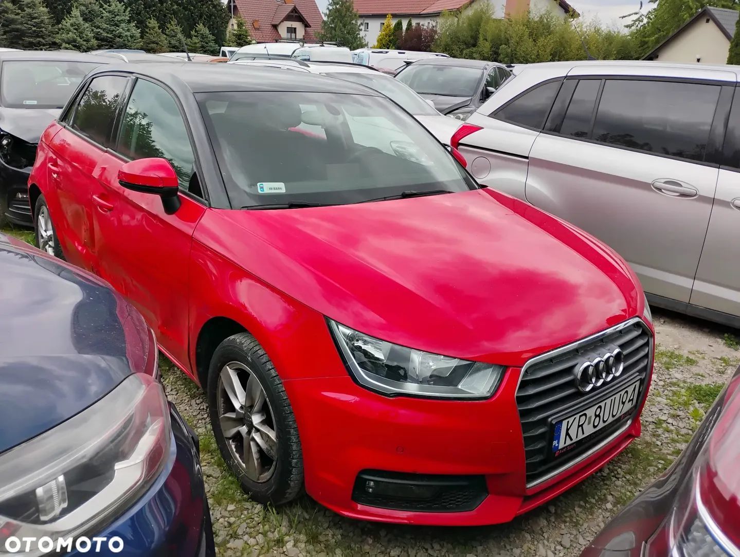 Audi A1 2016r, 1.0 Benzyna. Uszkodzone boki. Jeździ.
