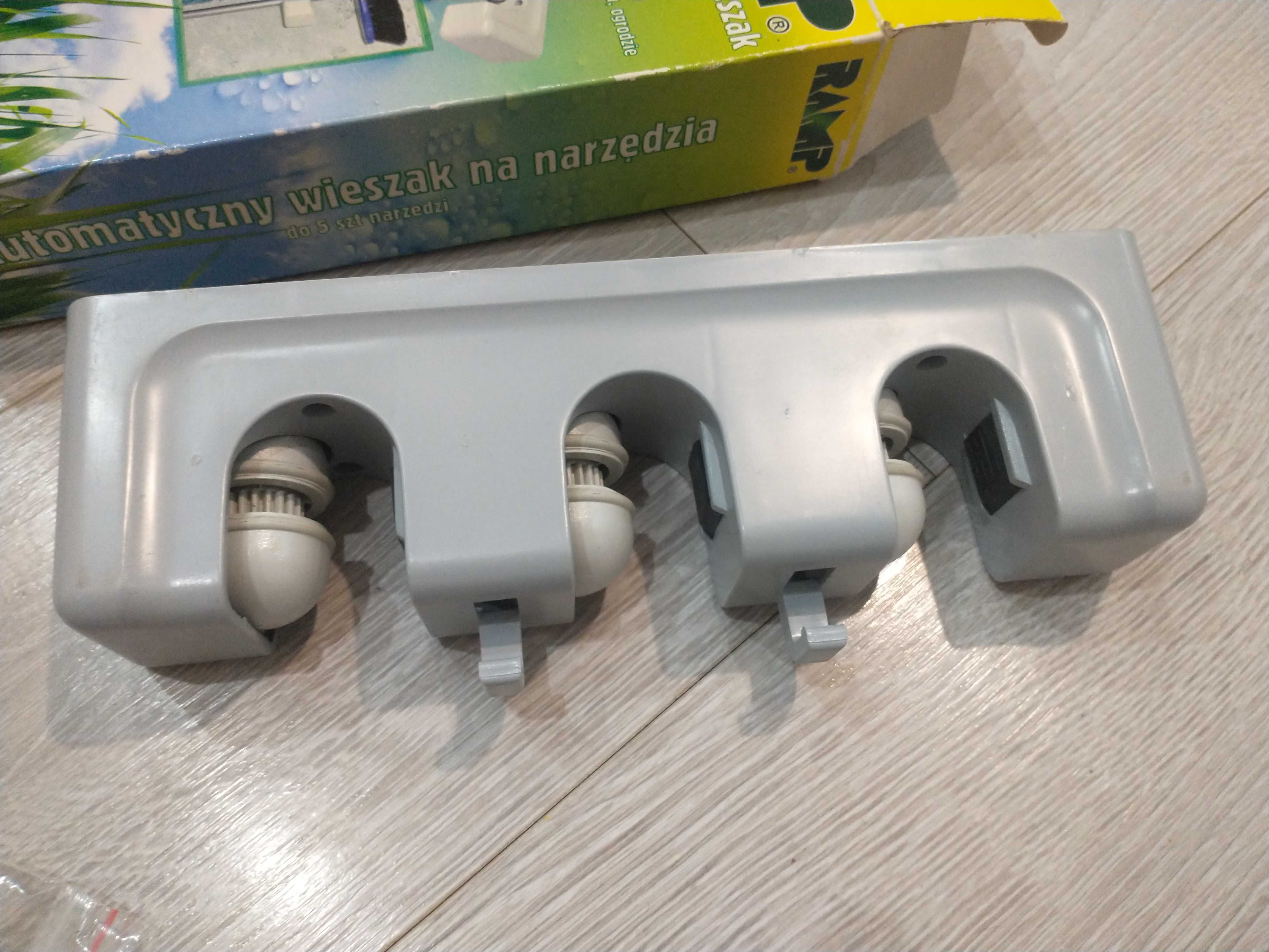 Automatyczny wieszak na narzędzia (na 5 miejsc)
