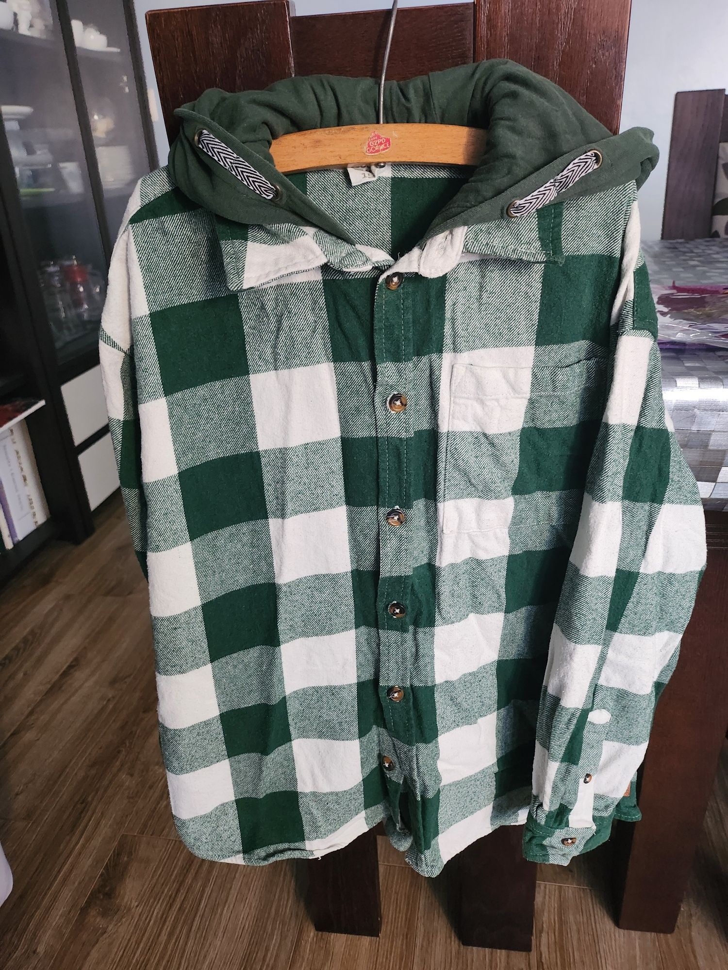 Koszula flanelowa z kapturem r. 152 smyk