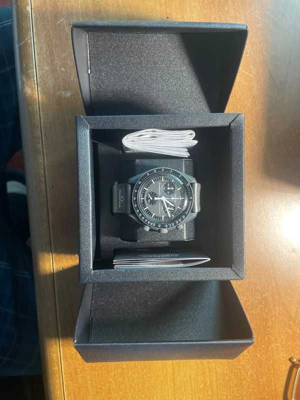 SO33A100 Mercury x Omega Swatch Czarna Energia