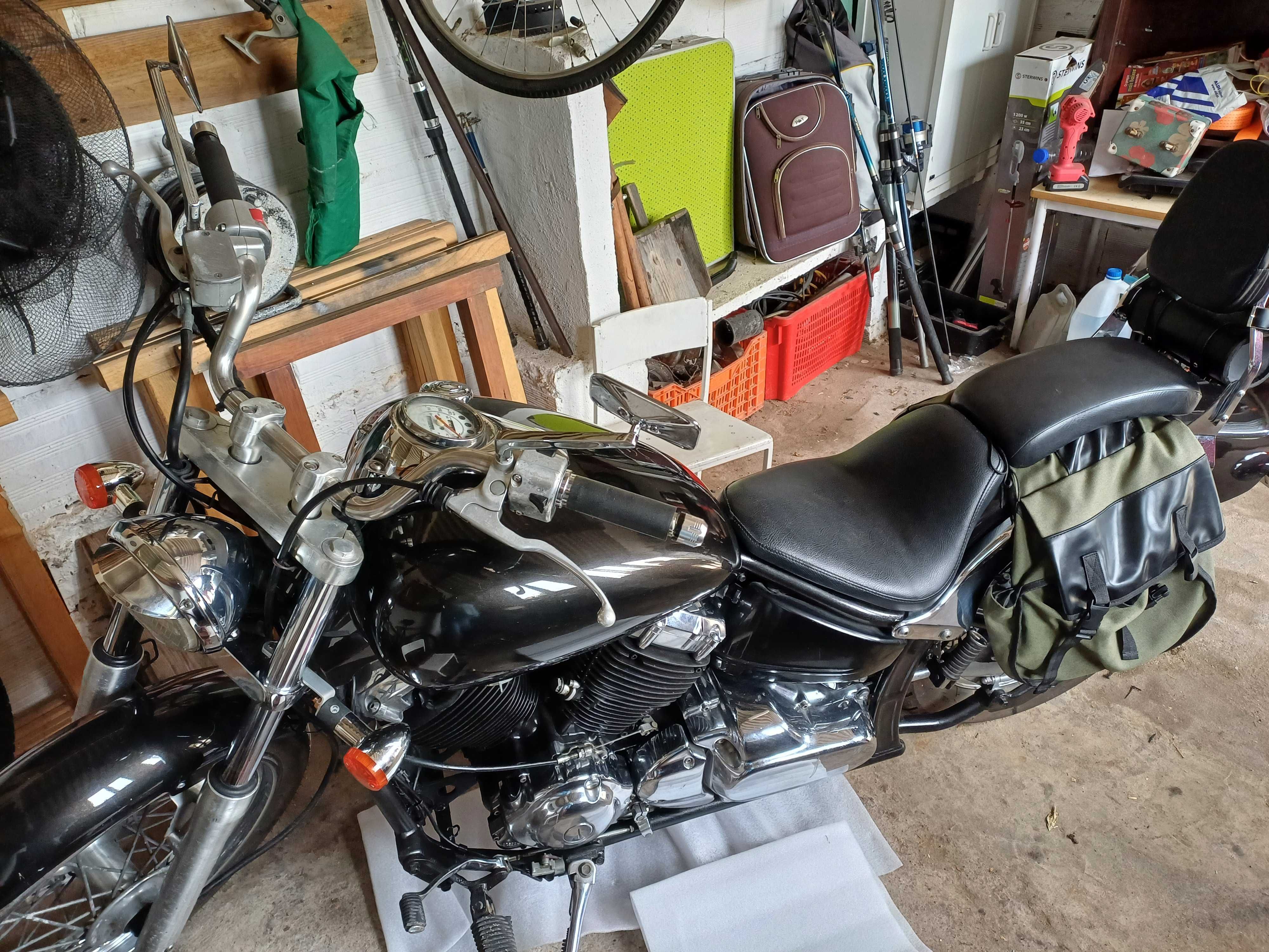 Para venda ou troca por outro estilo de  moto