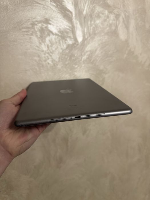 iPad Air 9.7” 32Gb Apple Планшет