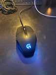 Rato Logitech - com ledes azuis