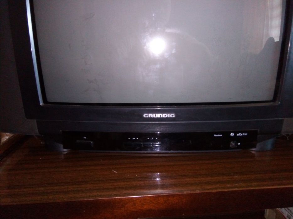 Телевизор Grundig , 52 см диагональ