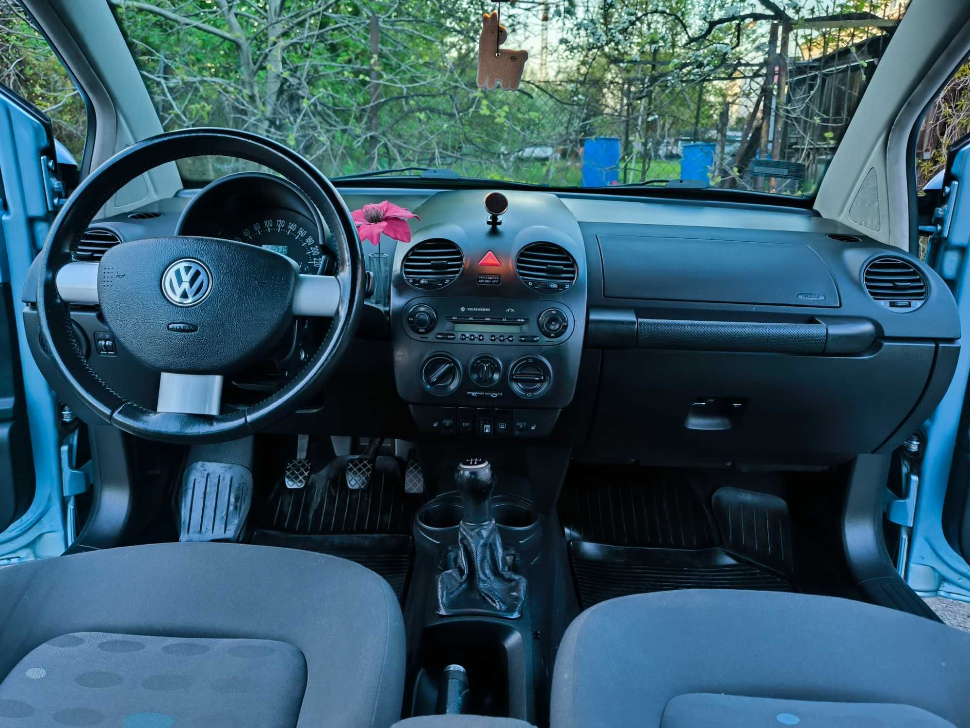 Volkswagen new beetle, 1.6 benz (LPG) 2004. Stan bardzo dobry.