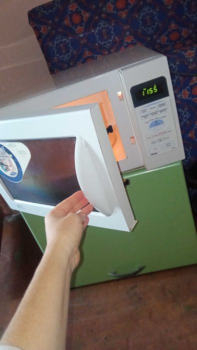 Микроволновка с грилем сенсорная 20 л samsung/печь плита мультиварка