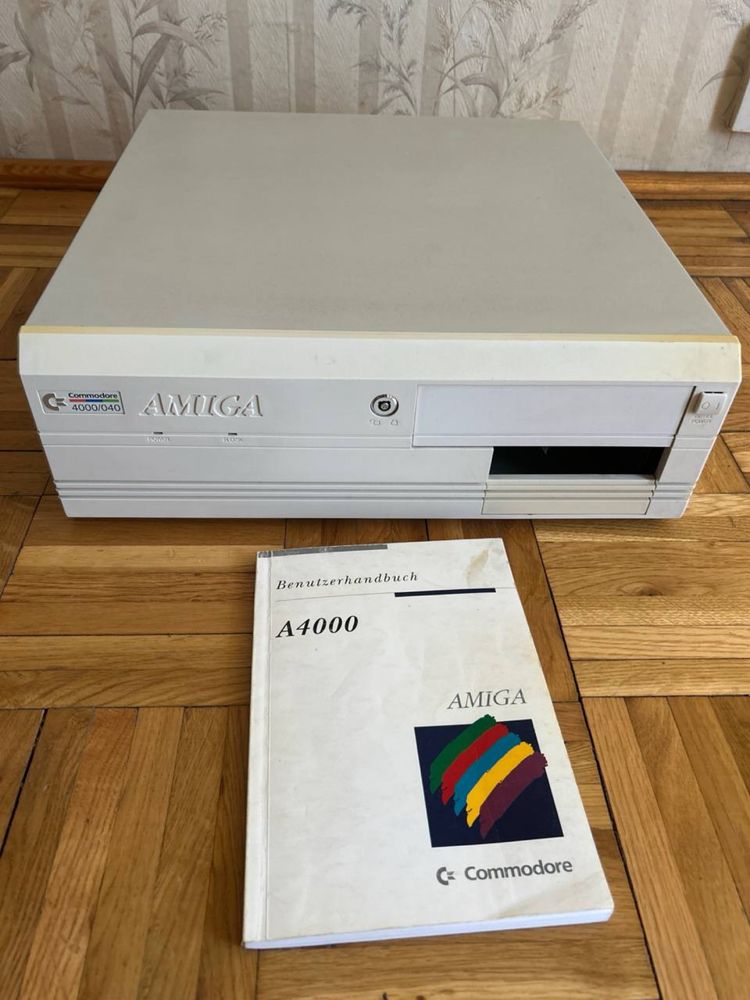 Commodore Amiga 4000/040