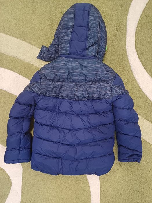 Продам куртку зима