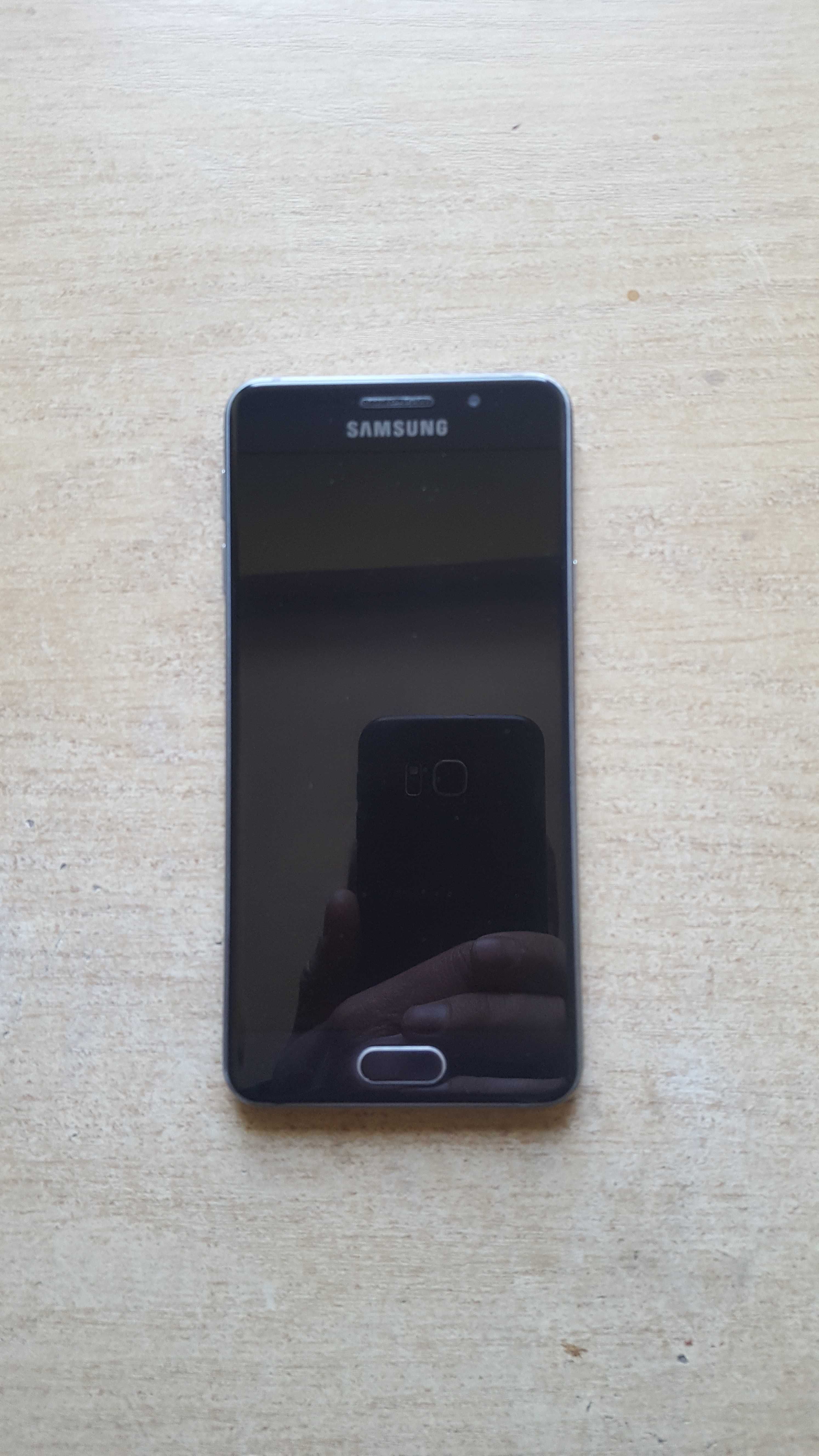 Samsung Galaxy A3 (2016) SM-A310F (4.7"/1.5Gb/16Gb/Android 7)