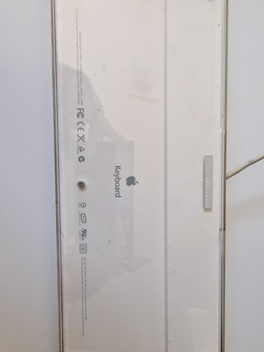 Apple Keyboard (A1048)64284551437698122