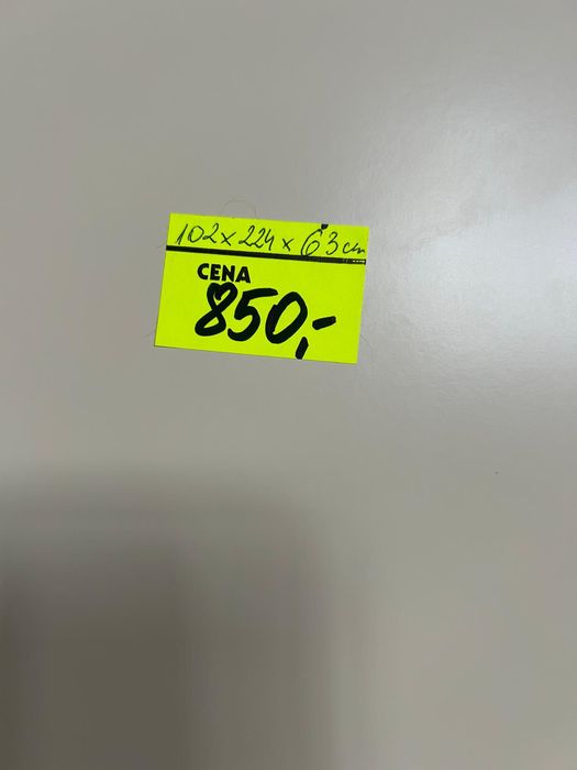 Solidna szafa 2 - drzwiowa