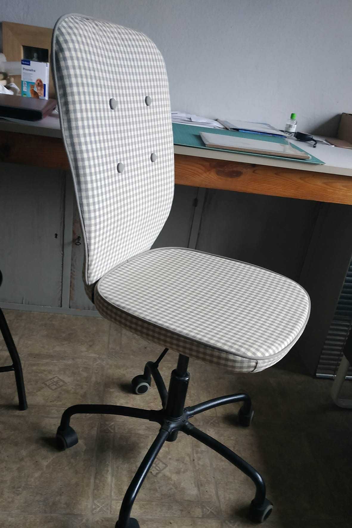 Krzesło biurowe. Ikea.
