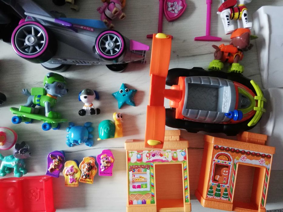 Psi Patrol pojazdy Liberty, Skye, Marshall, Chase i inne Spin Master