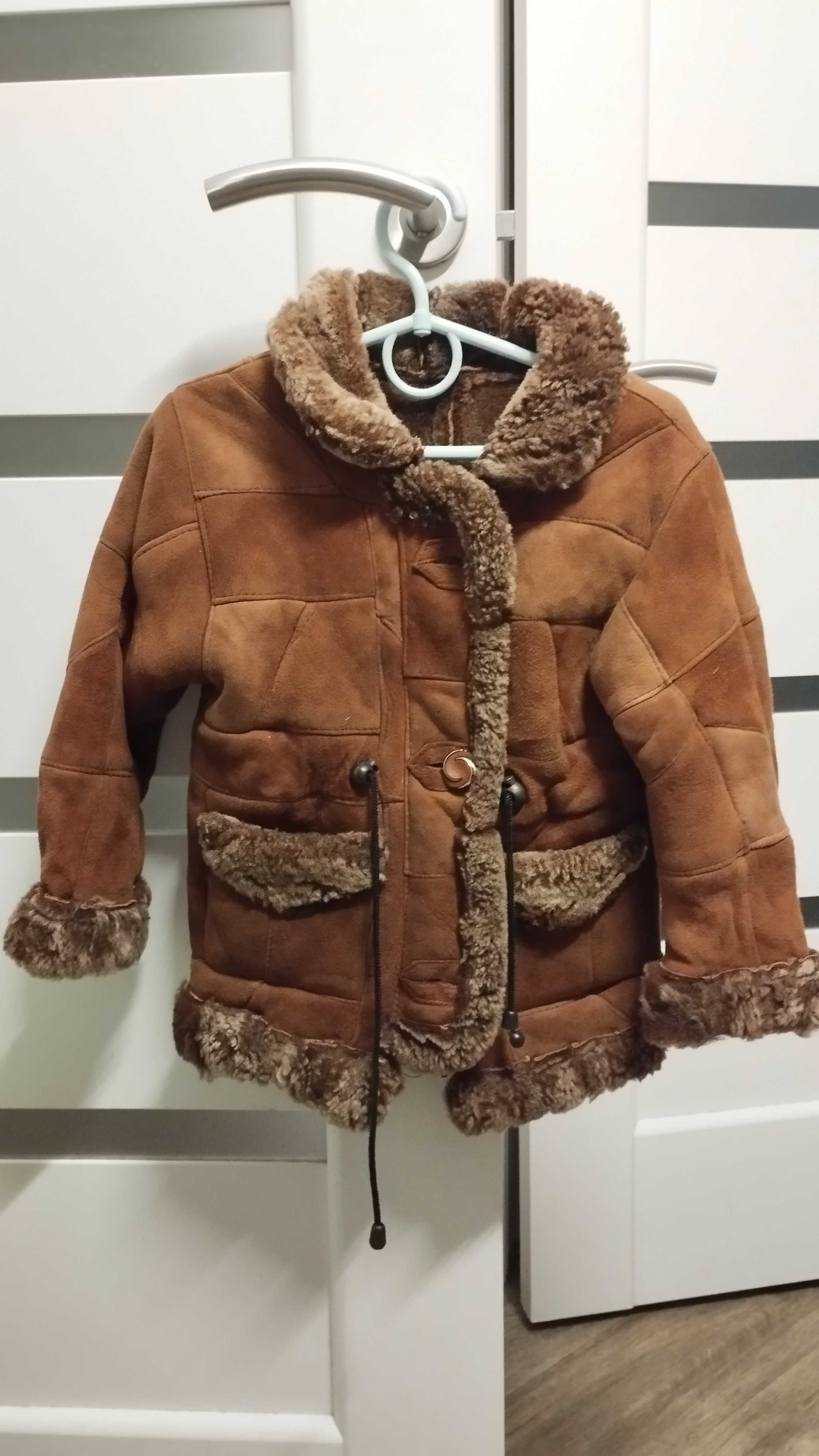 Дублянка натуральна унісекс 110-116 зимова куртка 4-5 років