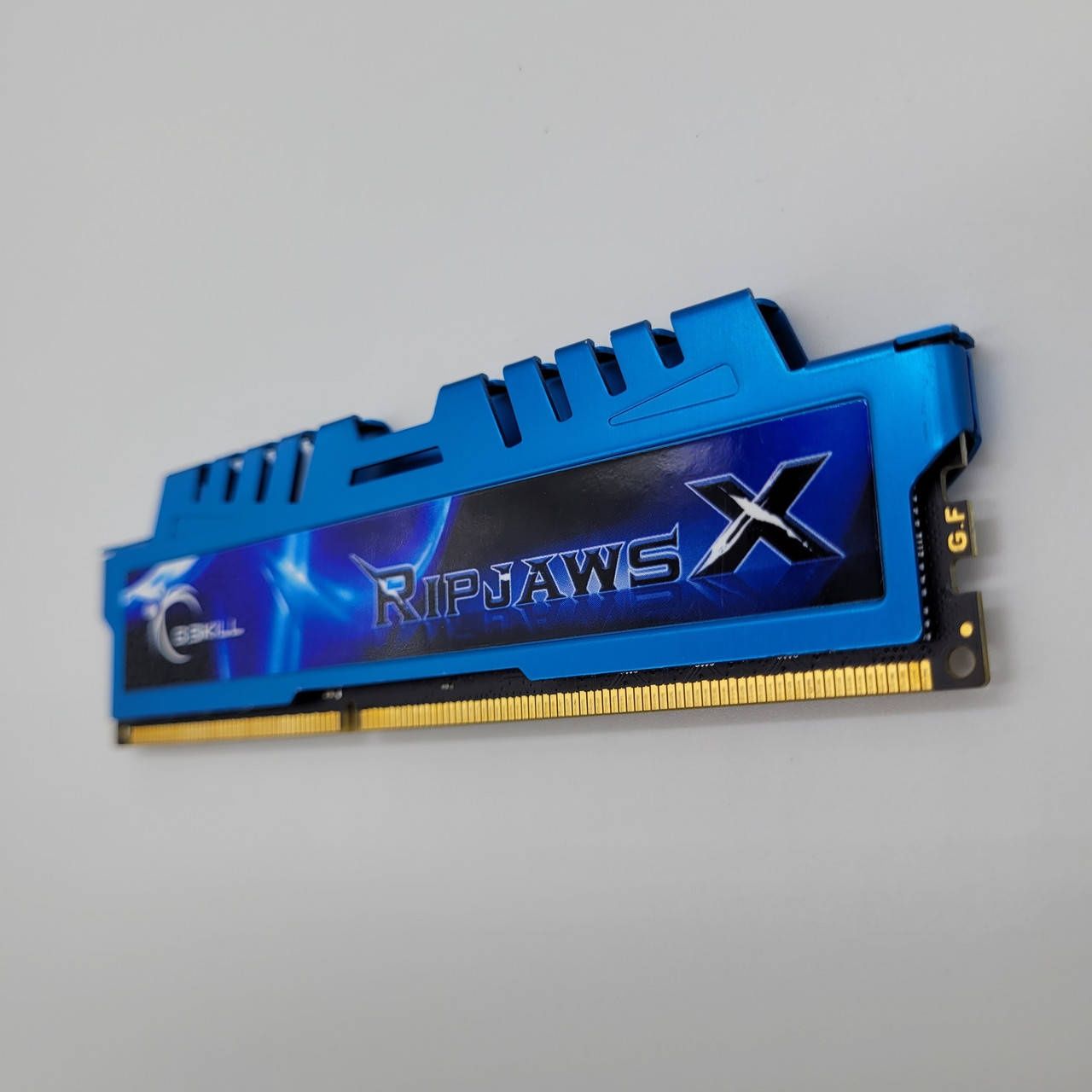 Ігрова оперативна пам'ять G.Skill RipjawsX DDR3 8Gb 2400MHz PC3-19200U