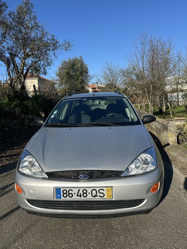 Ford Focus 1.8 90cv