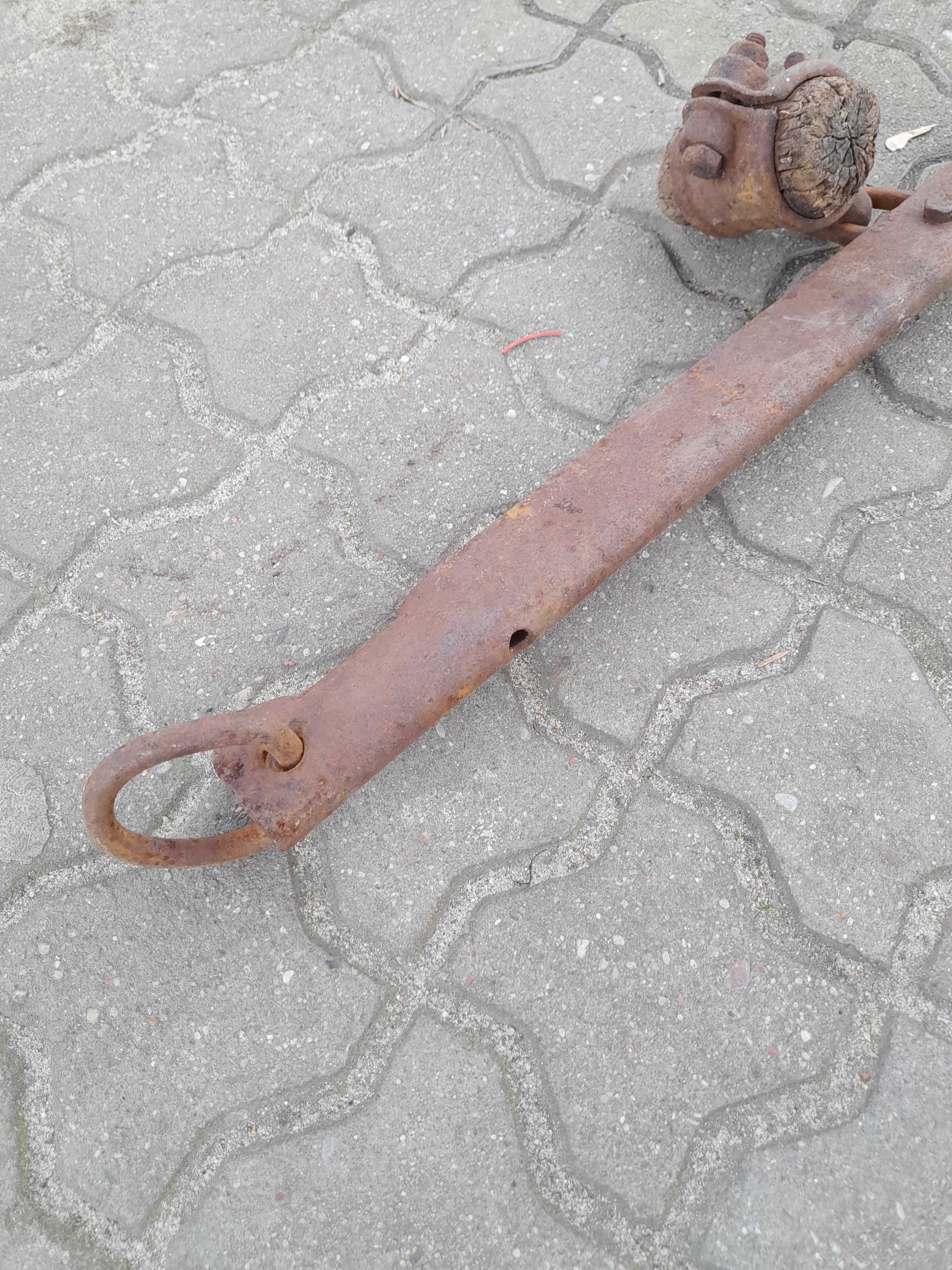 Stary metalowy orczyk zabytkowy kuty Antyk PRL wojenny