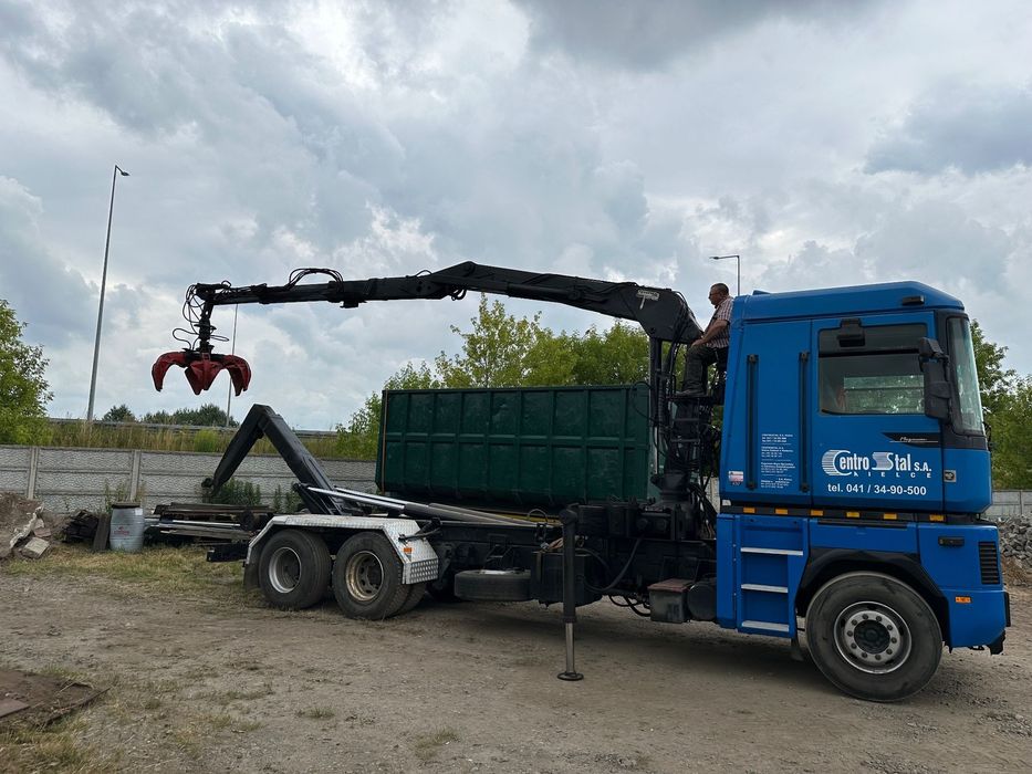 Renault Magnum  Hakowiec z HDS do złomu