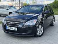 Продам Kia Ceed 2008 год