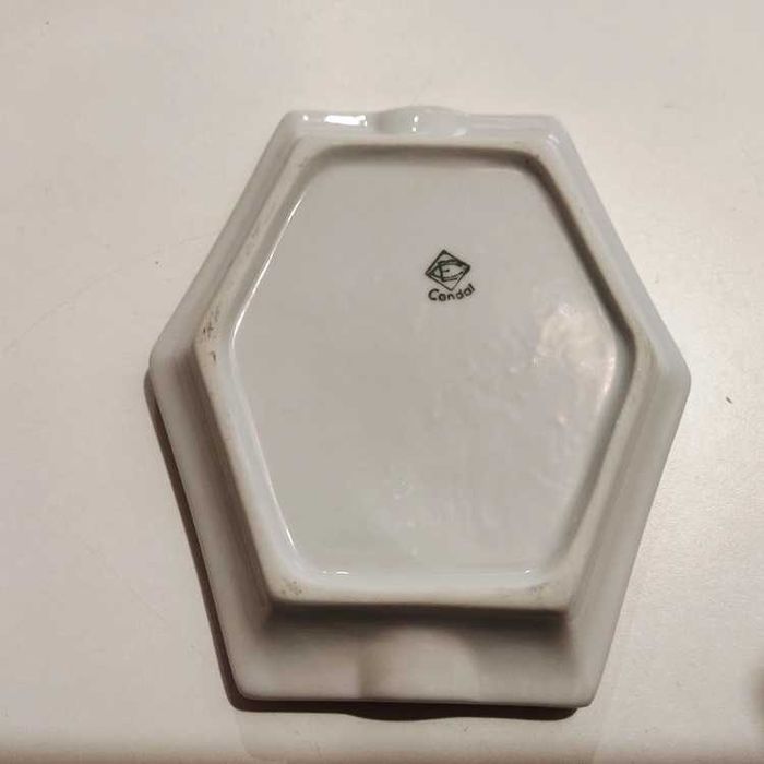 Cinzeiro antigo da Candal 12,5x11cm