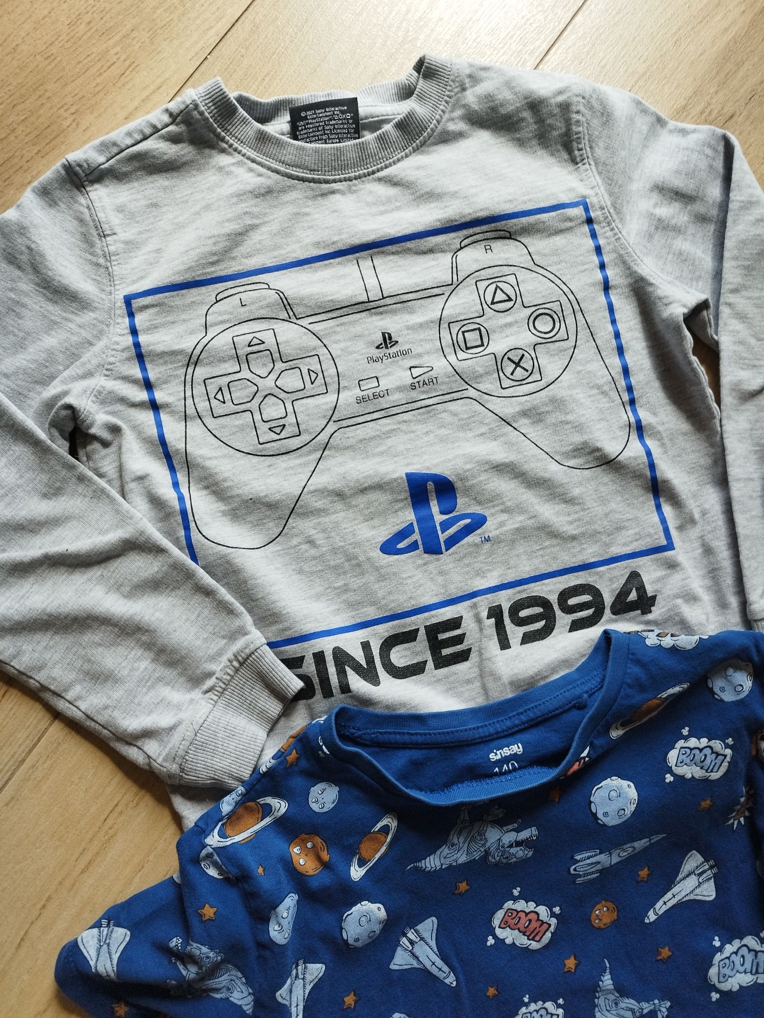 Zestaw bluzy bluza koszulka PlayStation Moro