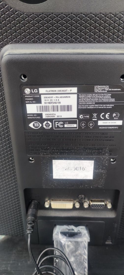 Продам монітор LG 23AE53T-P