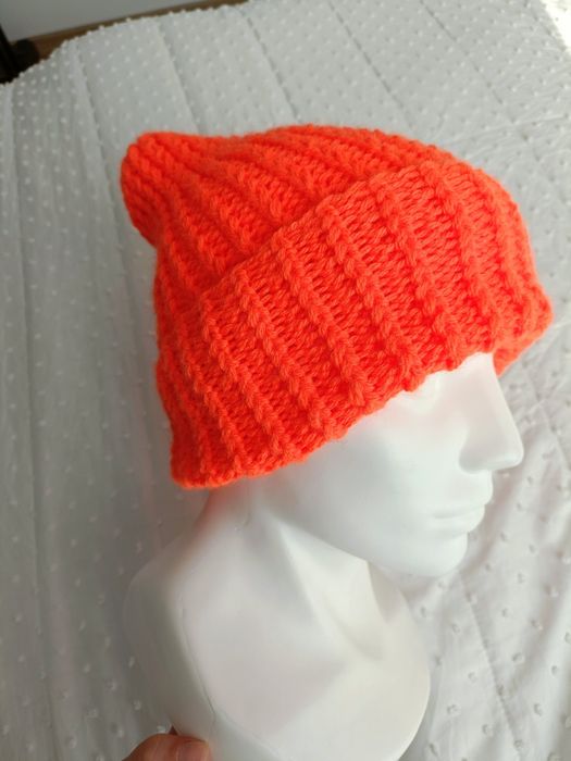 Czapka handmade neonowa