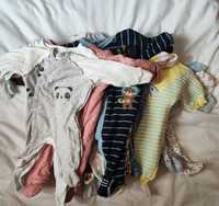 Продам набор детской одежды от 0-6 месяцев