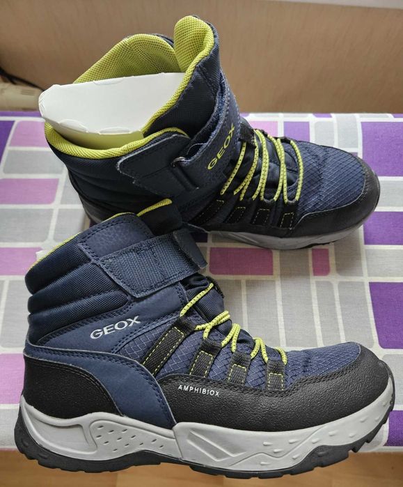 Чоботи дитячі зимові GEOX J SENTIERO 37 розмір 23 см по устілці