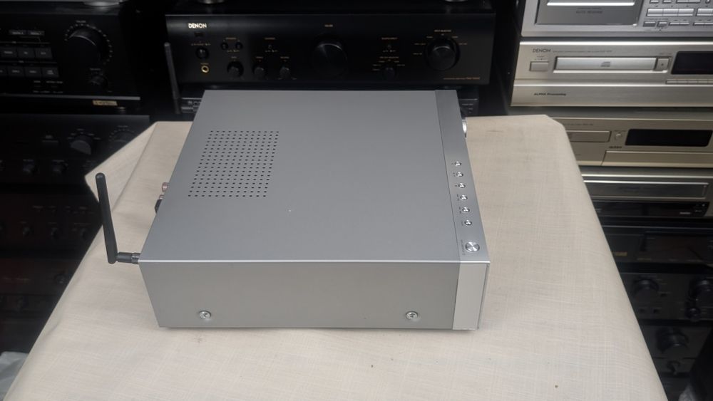 Pioneer XC-HM82 amplituner stereo serii midi z funkcjami sieciowymi