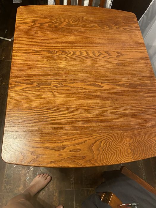 Stół drewniany kolor orzech