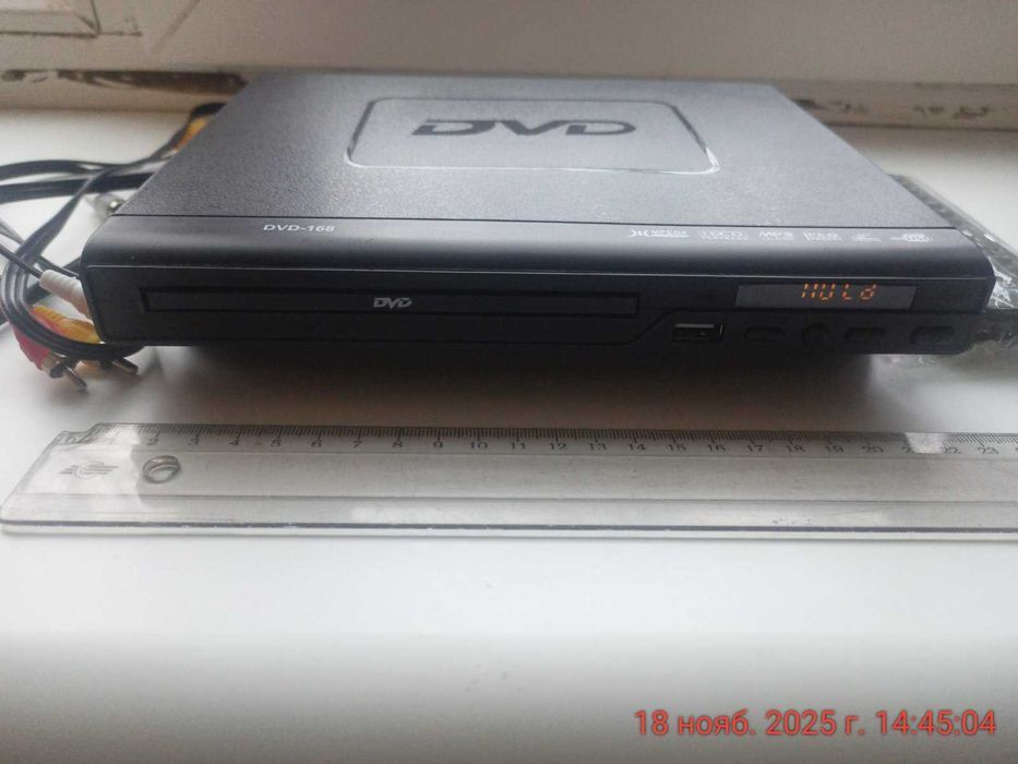 DVD/USB Player новый