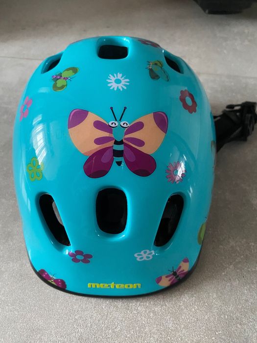 Kask na rower dla dziewczynki na 2 latka