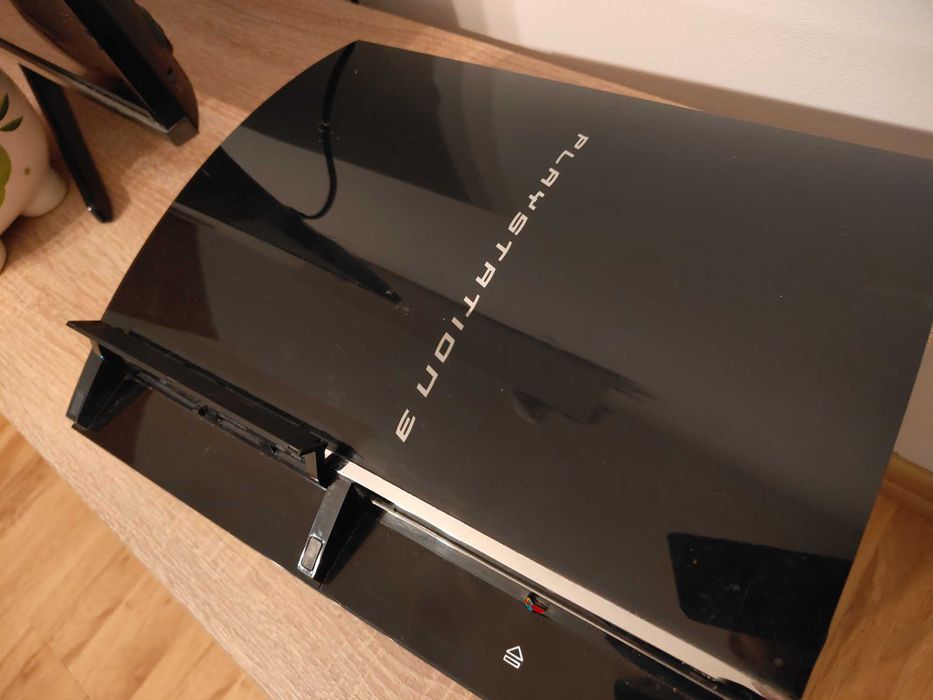 Konsola playstation 3 CECHC04 kompatybilność wsteczna konsola PS3