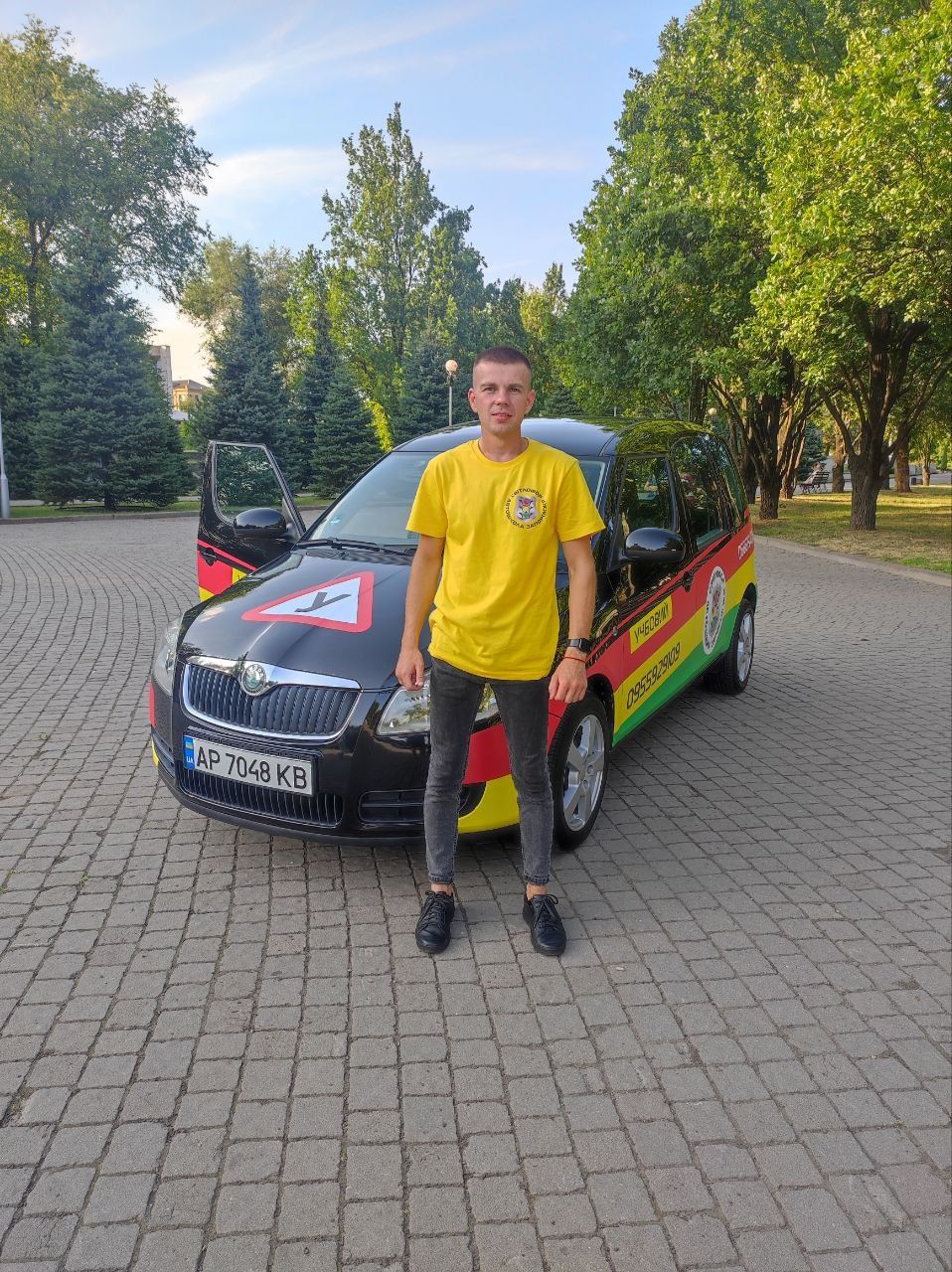 Автоинструктор Запорожье, уроки по вождению / Автоінструктор Запоріжжя
