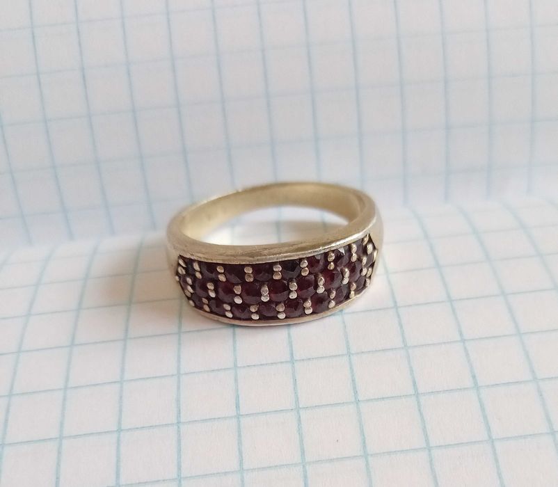 Вінтажне кольцо з натуральними чеськими гранатами Срібло 925, позолота