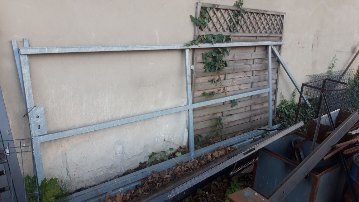 Brama przesuwna ocynkowane 700 zł m2 średnia cena 5300 zł