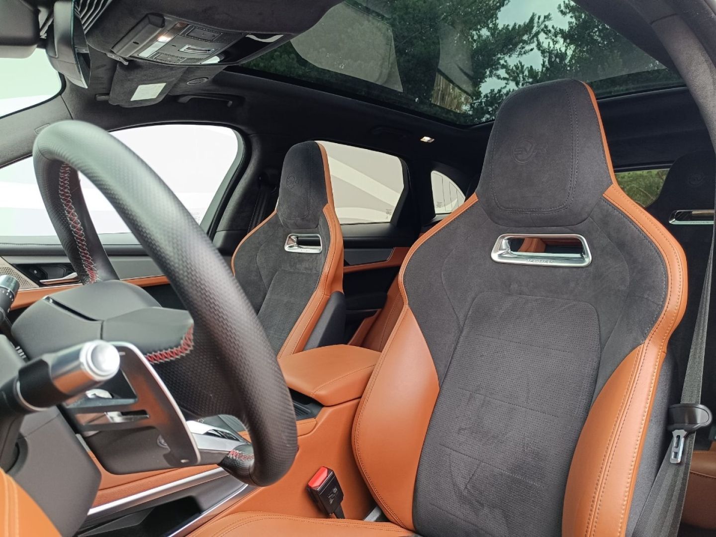Jaguar F-Pace Jaguar F-Pace SVR !! Salon PL !! autaniszowe.pl !!