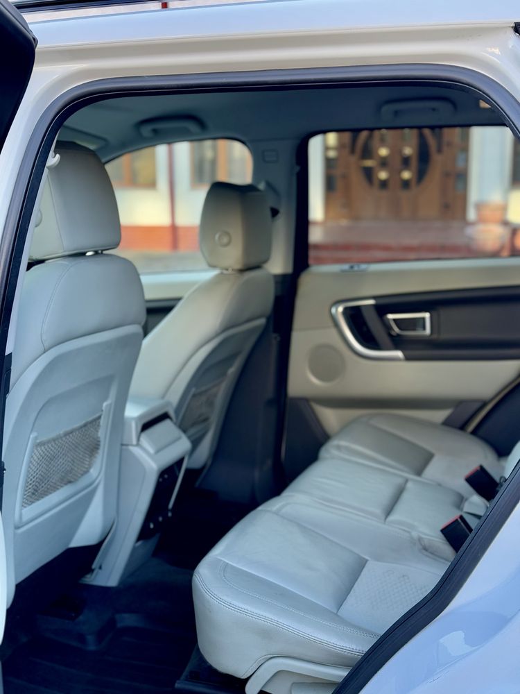 Продам land rover discovery sport 2.0бензин