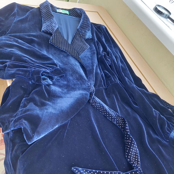 Платье шелковый  бархат наш р.46-48 /М - L/