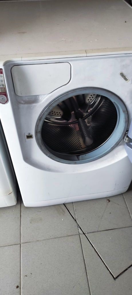 Maquina lavar e secar hotpoint