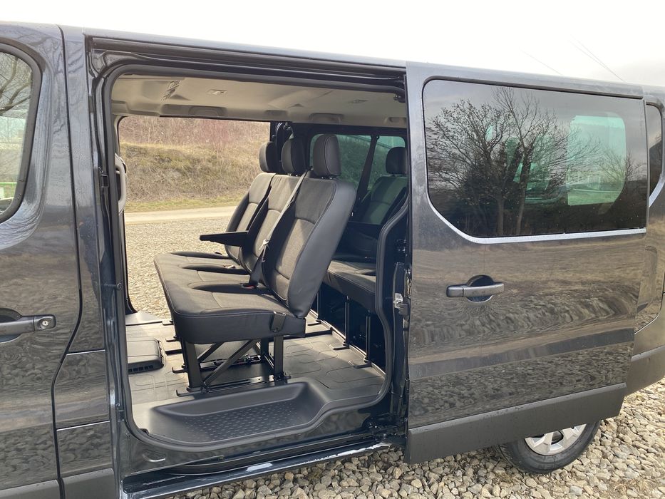 Wynajem Busa 9 osobowego 2025r