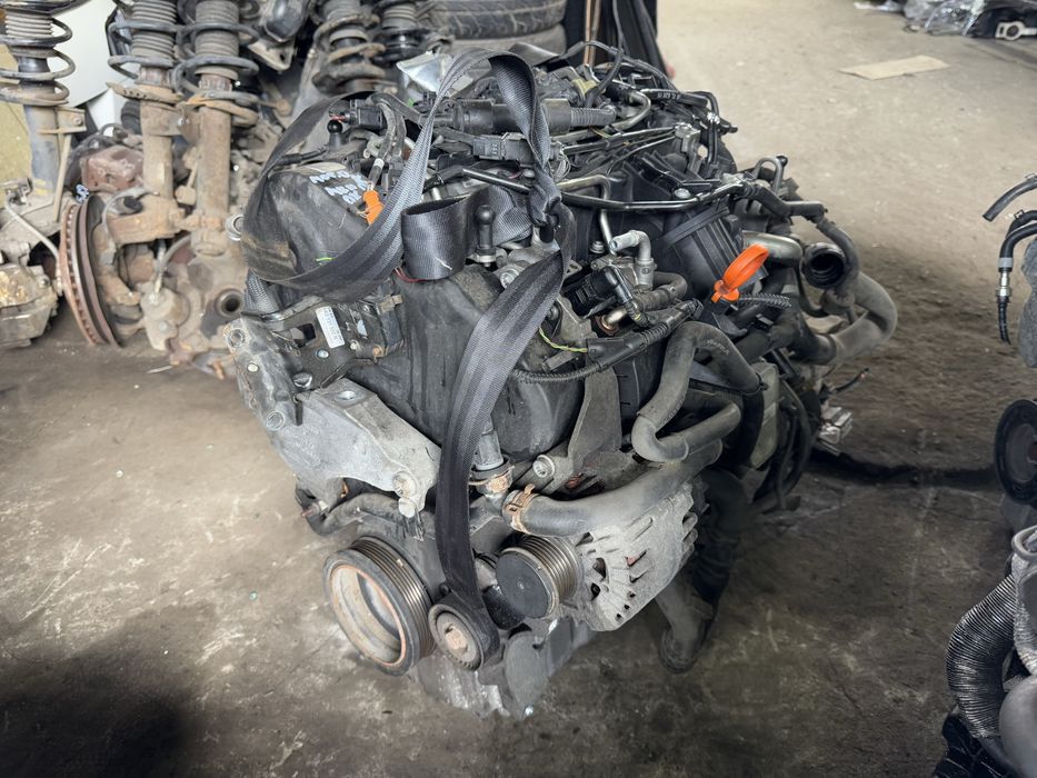 Мотор 1.6TDI пассат б6 гольф 6 шкода а5 cay cayc 77kw двигатель 1.6тді