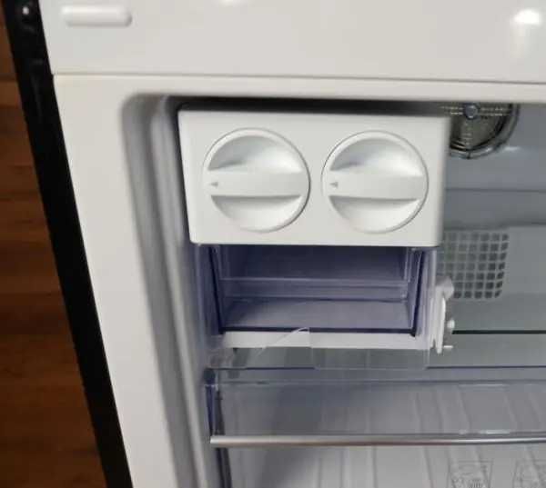 Холодильник BEKO K70520NEG скляний фасад, No Frost, 189/70/70 см, Б/У