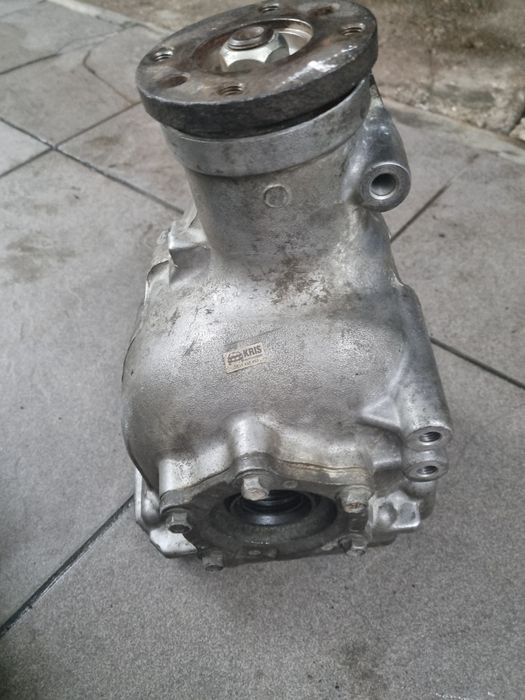 Редуктор передній (мост) infiniti q50 3.7