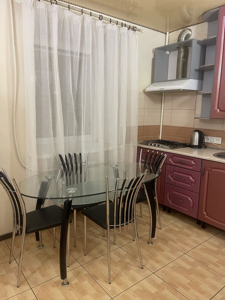 Двухкомнатная квартира в центре 95 квартала