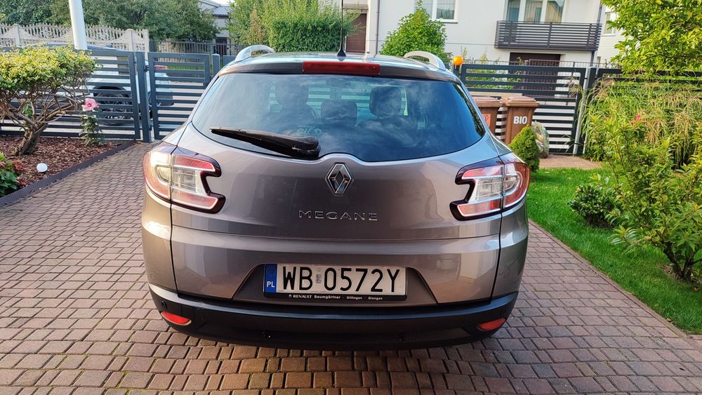 Renault Megane 1.6 benzyna bogate wyposażenie